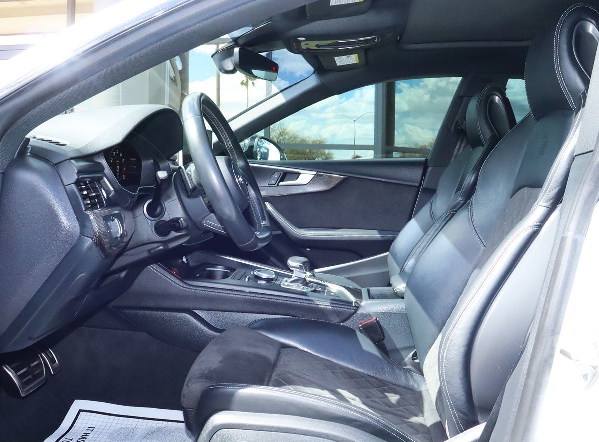 Vehicle image 43 of 69