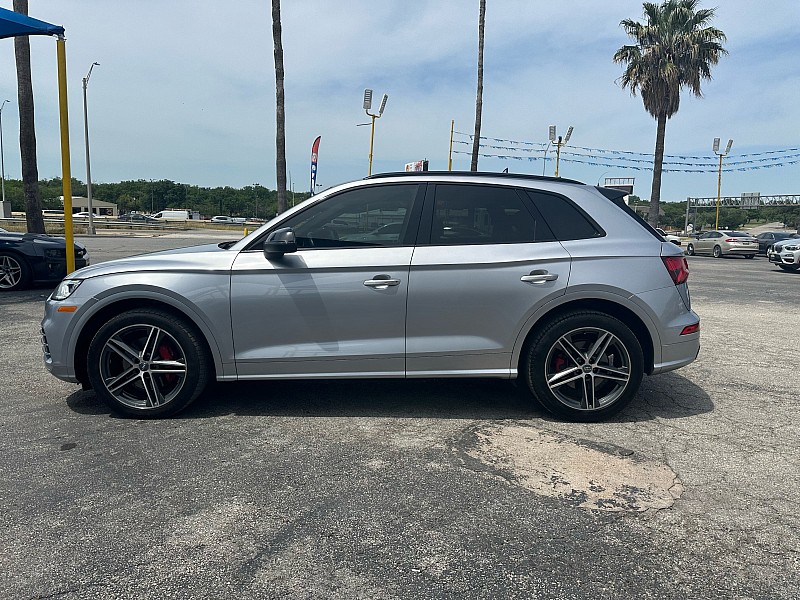 Vehicle image 6 of 35