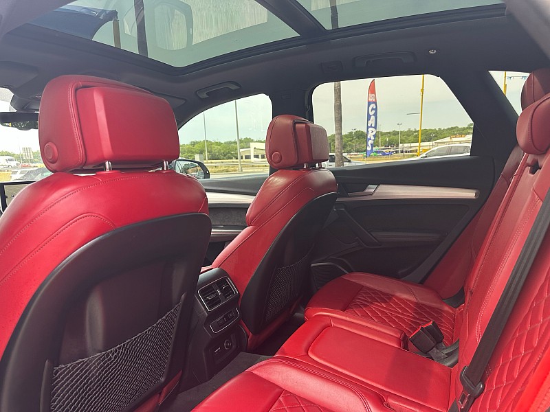 Vehicle image 12 of 35