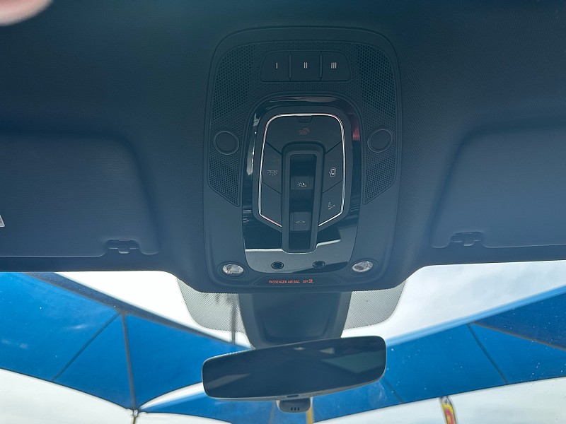 Vehicle image 29 of 35