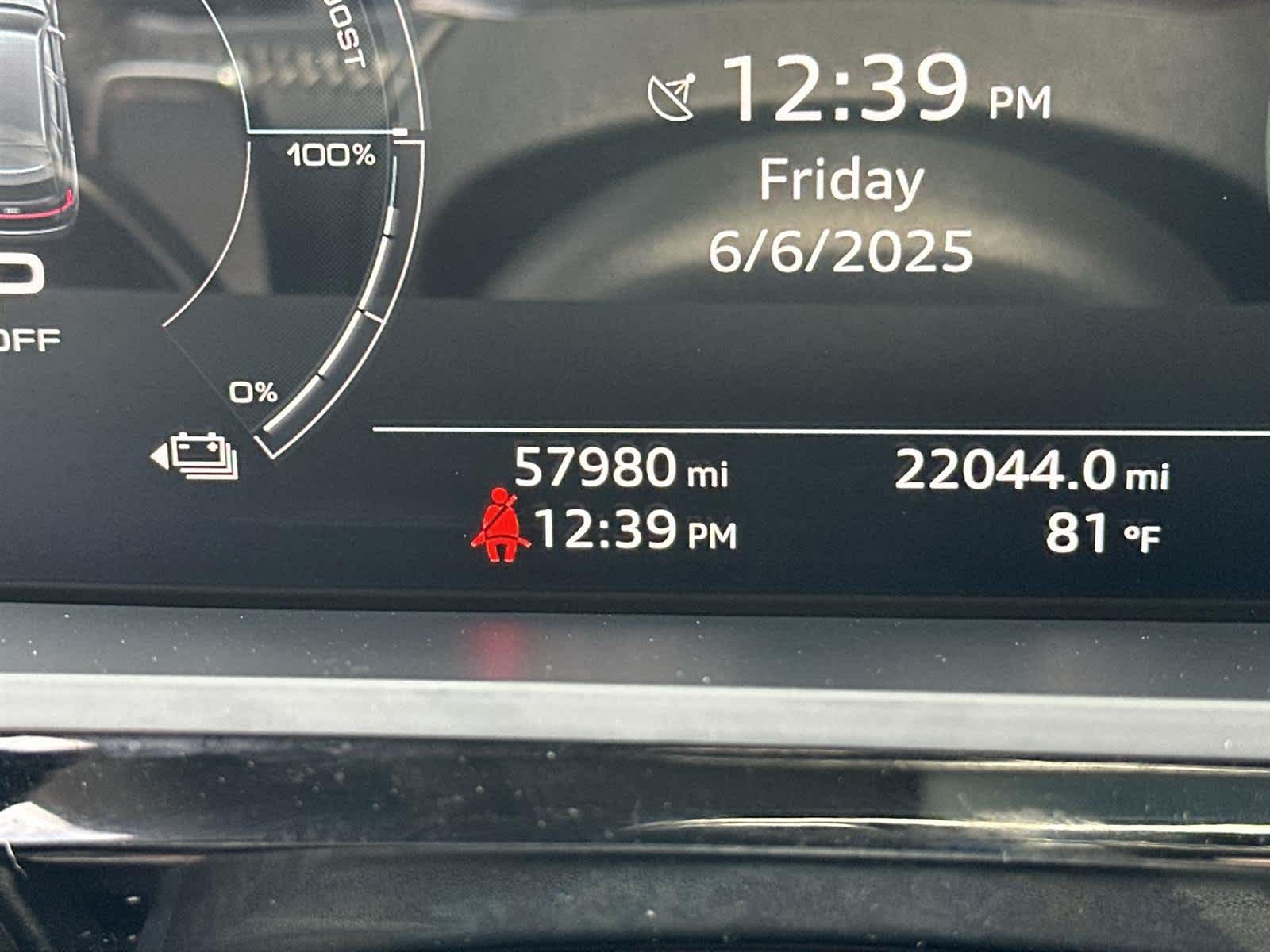 Vehicle image 19 of 32