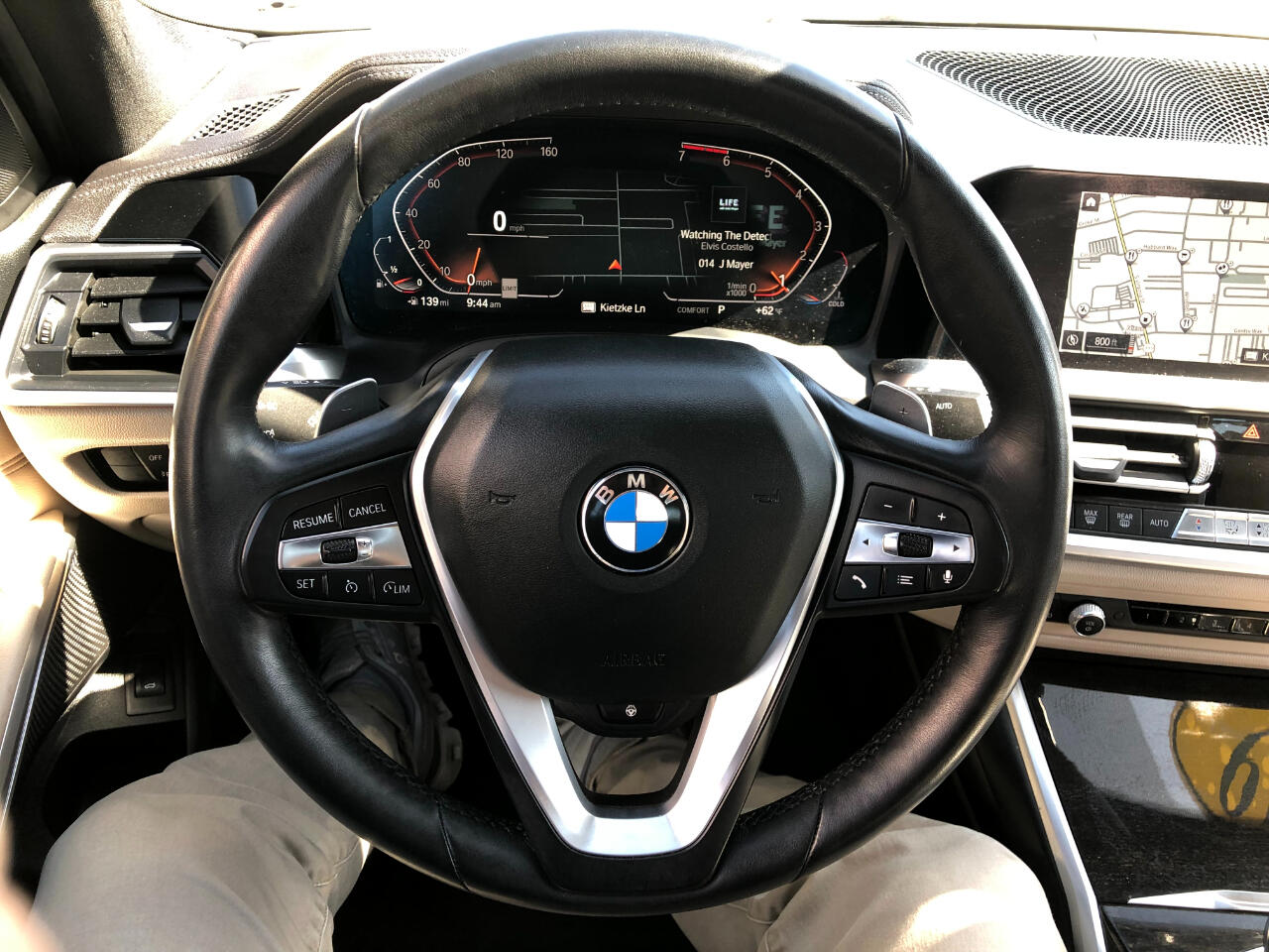Vehicle image 14 of 34
