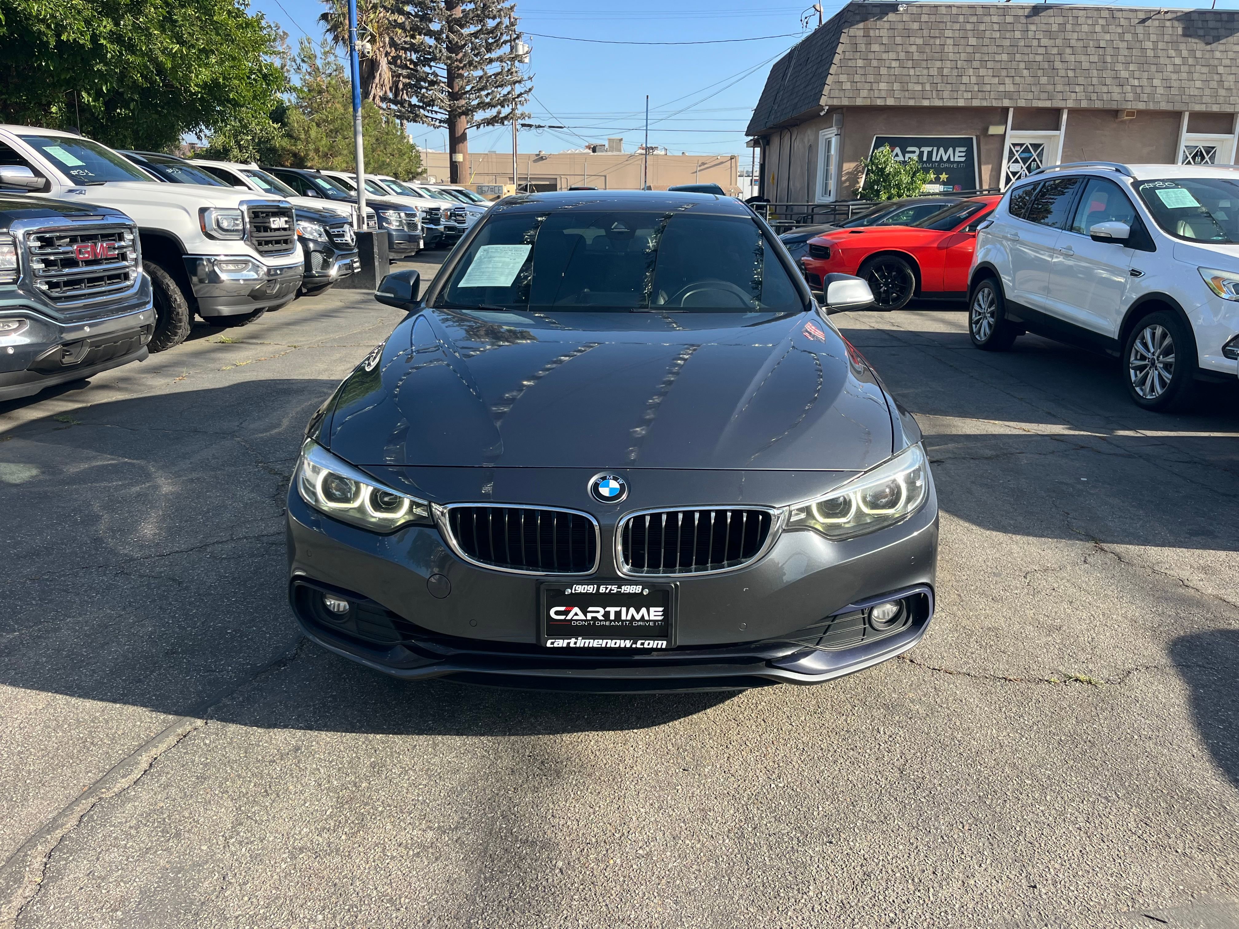 Vehicle image 6 of 75