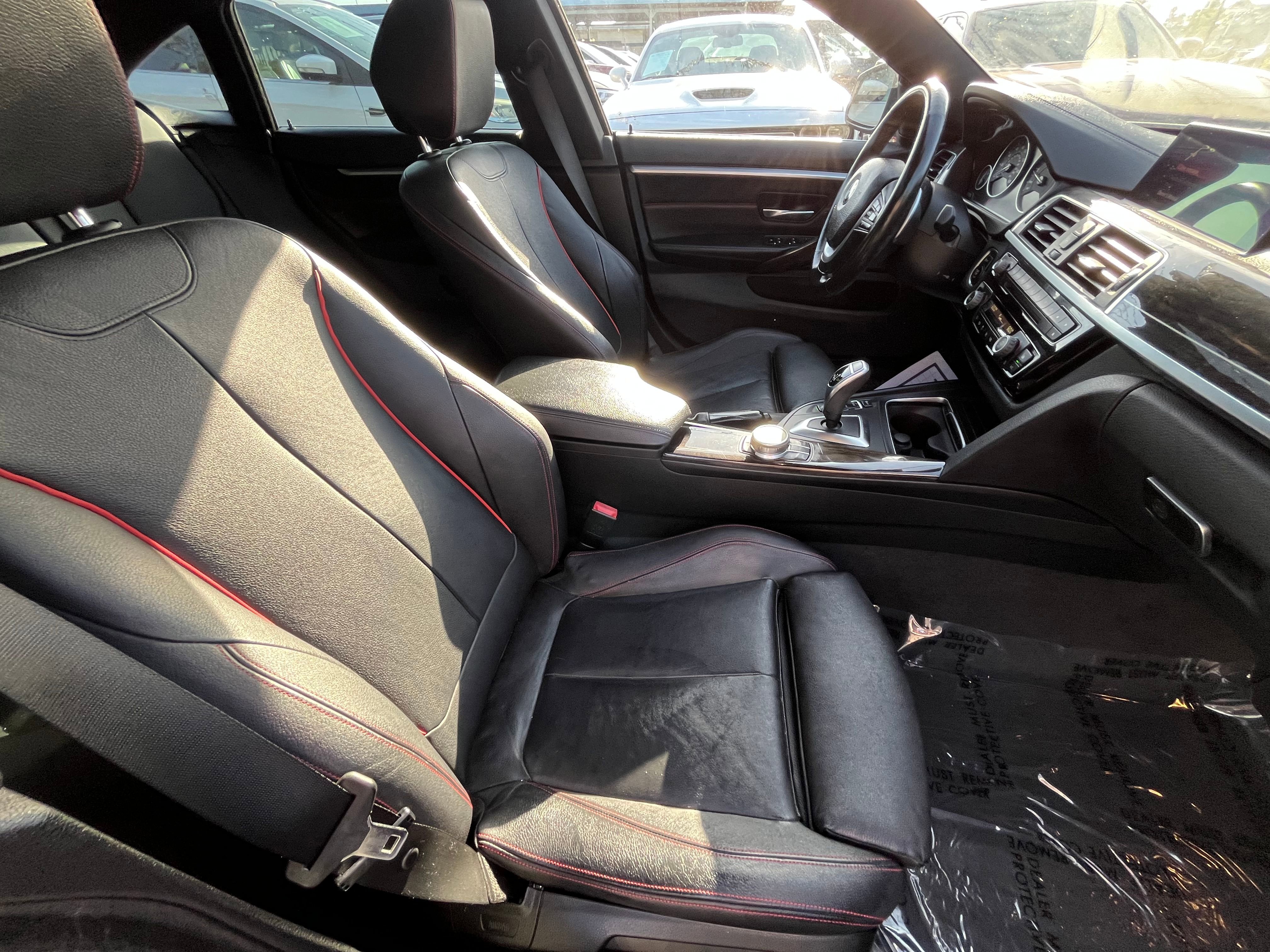 Vehicle image 34 of 75