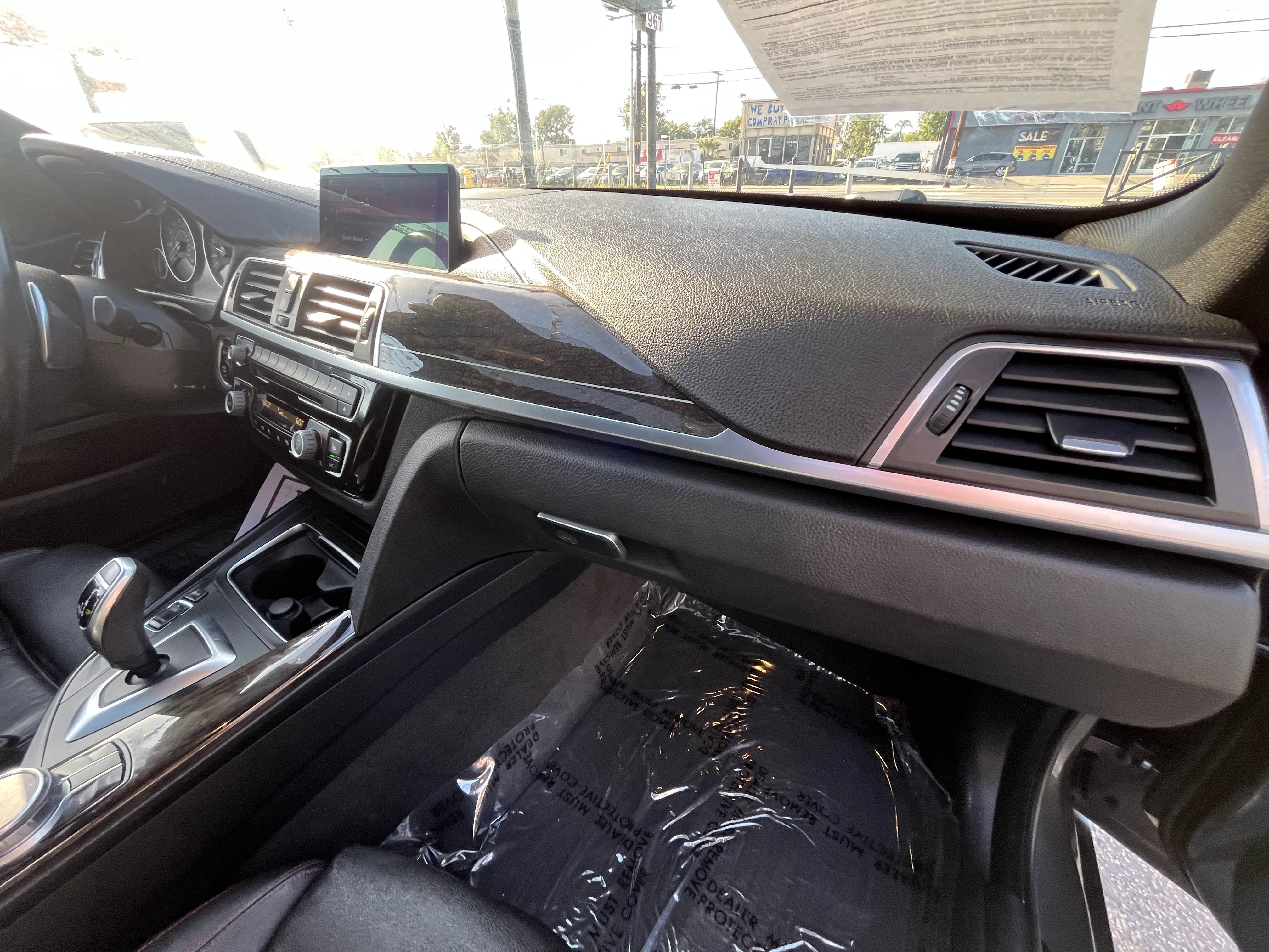Vehicle image 49 of 75