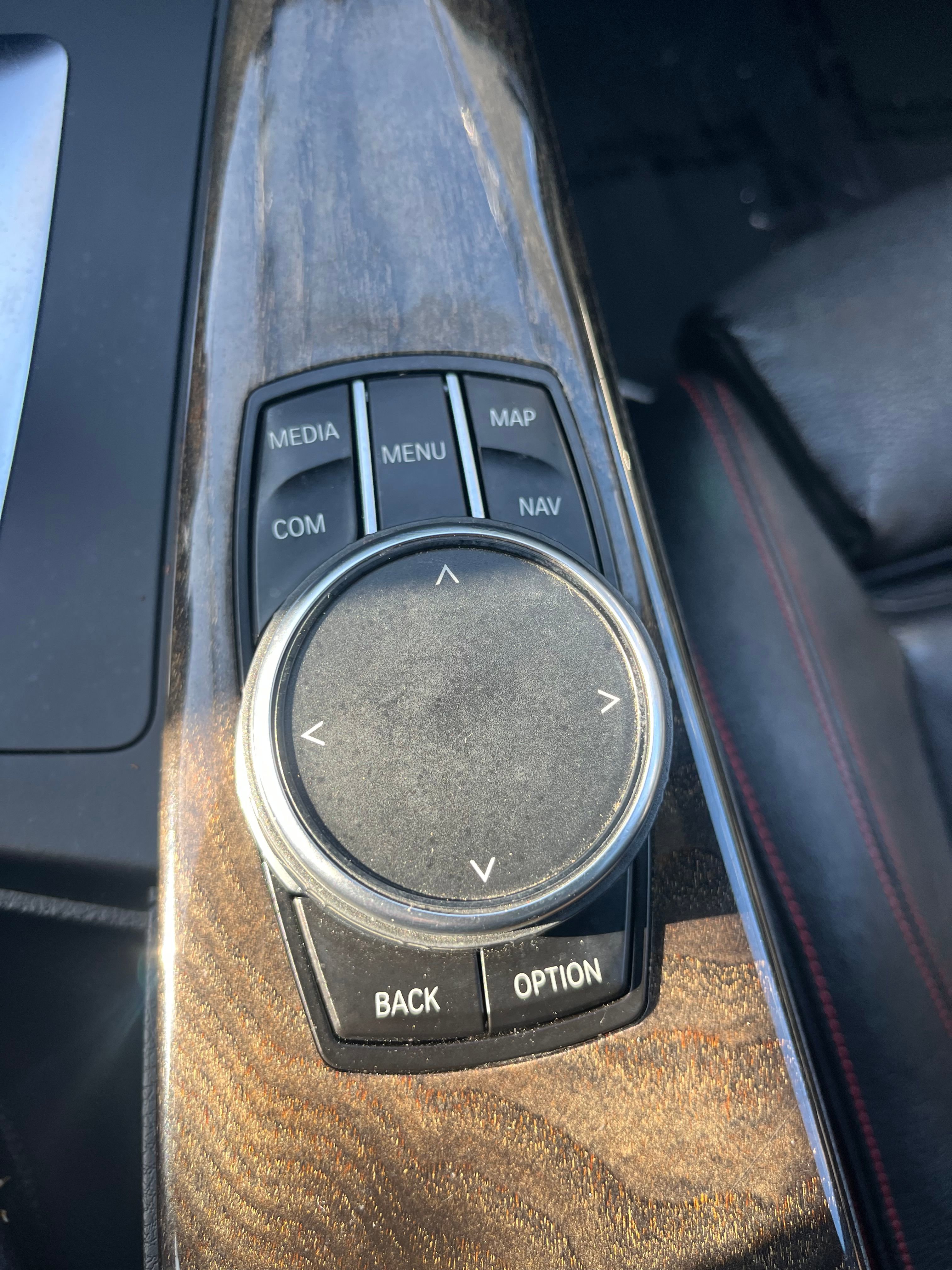 Vehicle image 65 of 75