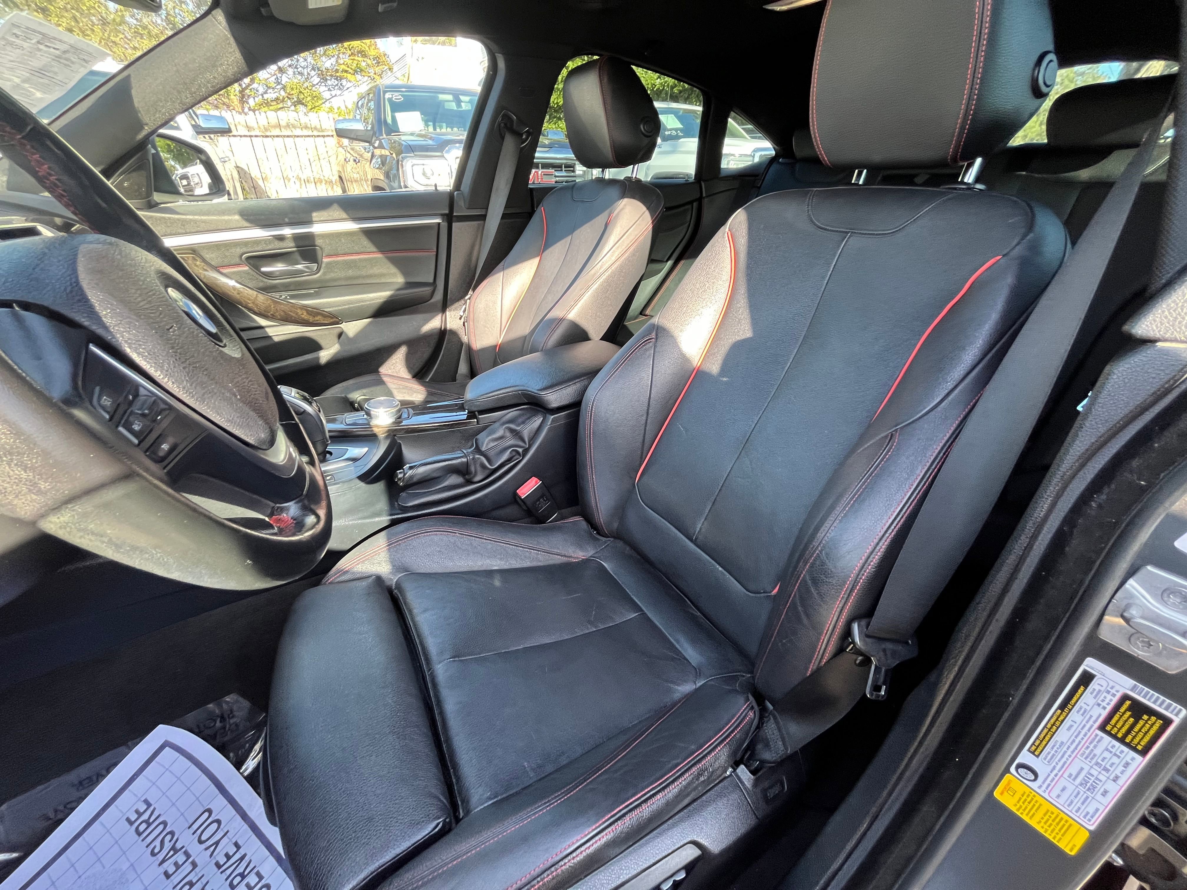 Vehicle image 35 of 75