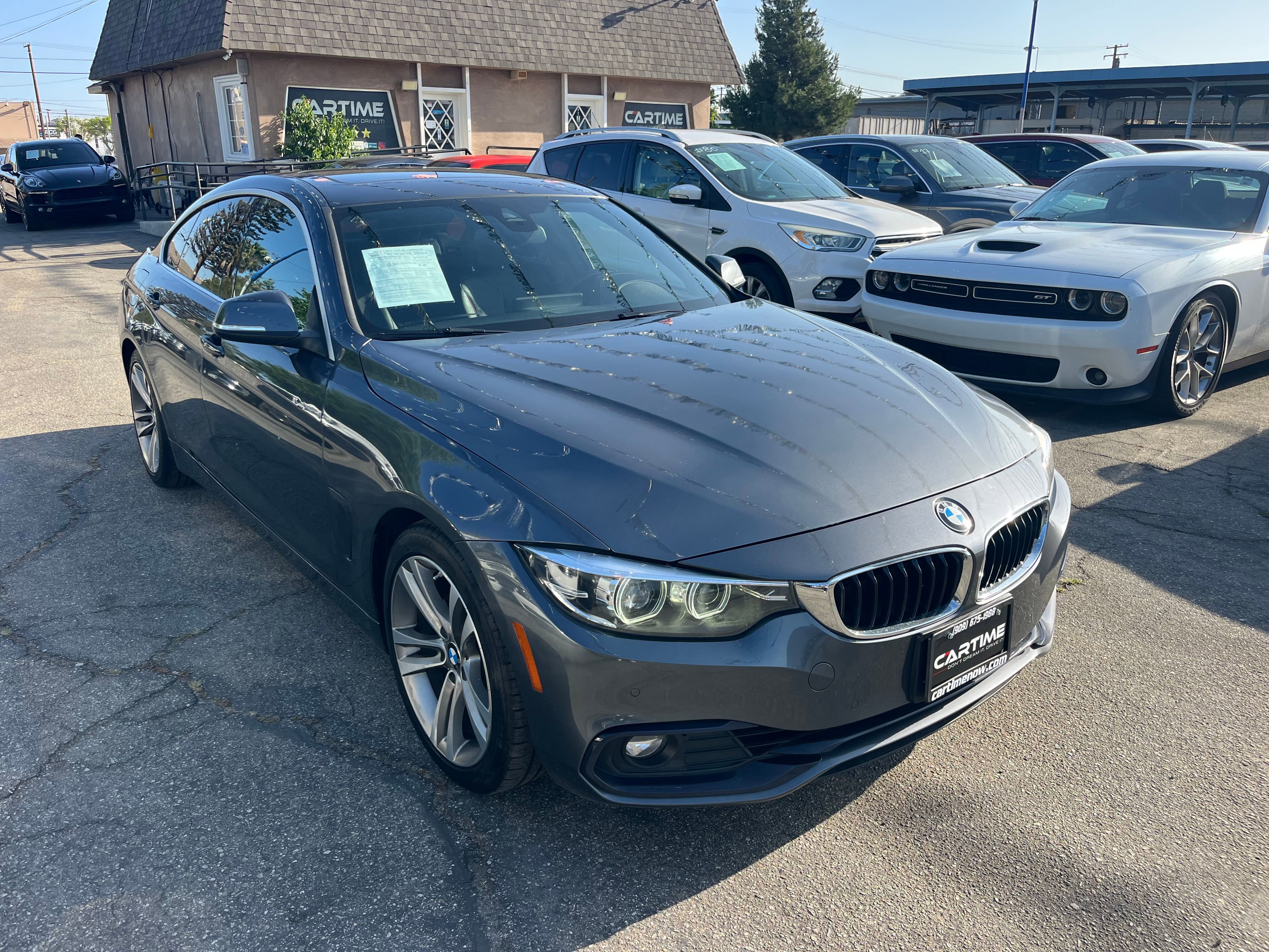 Vehicle image 10 of 75