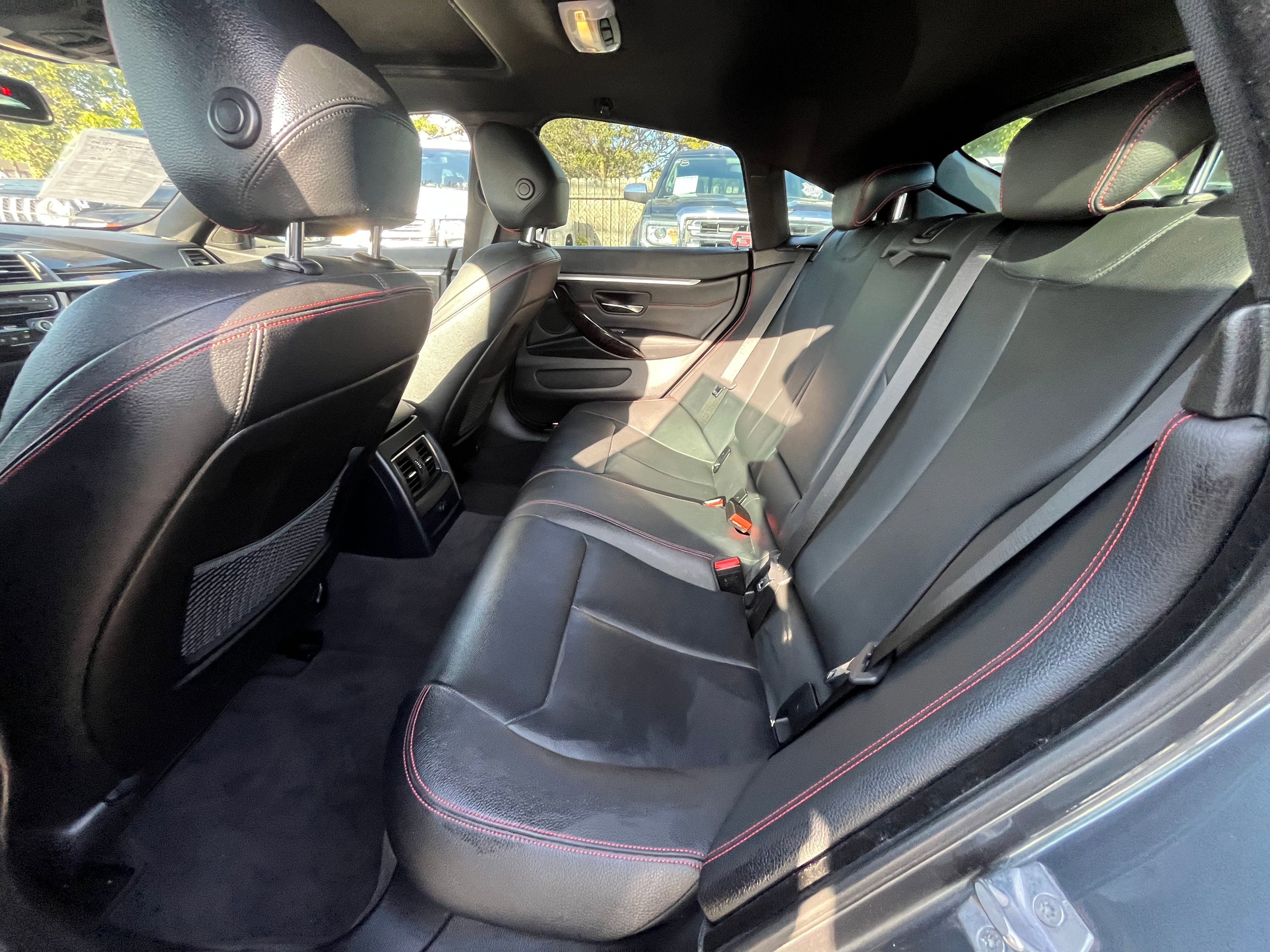 Vehicle image 41 of 75