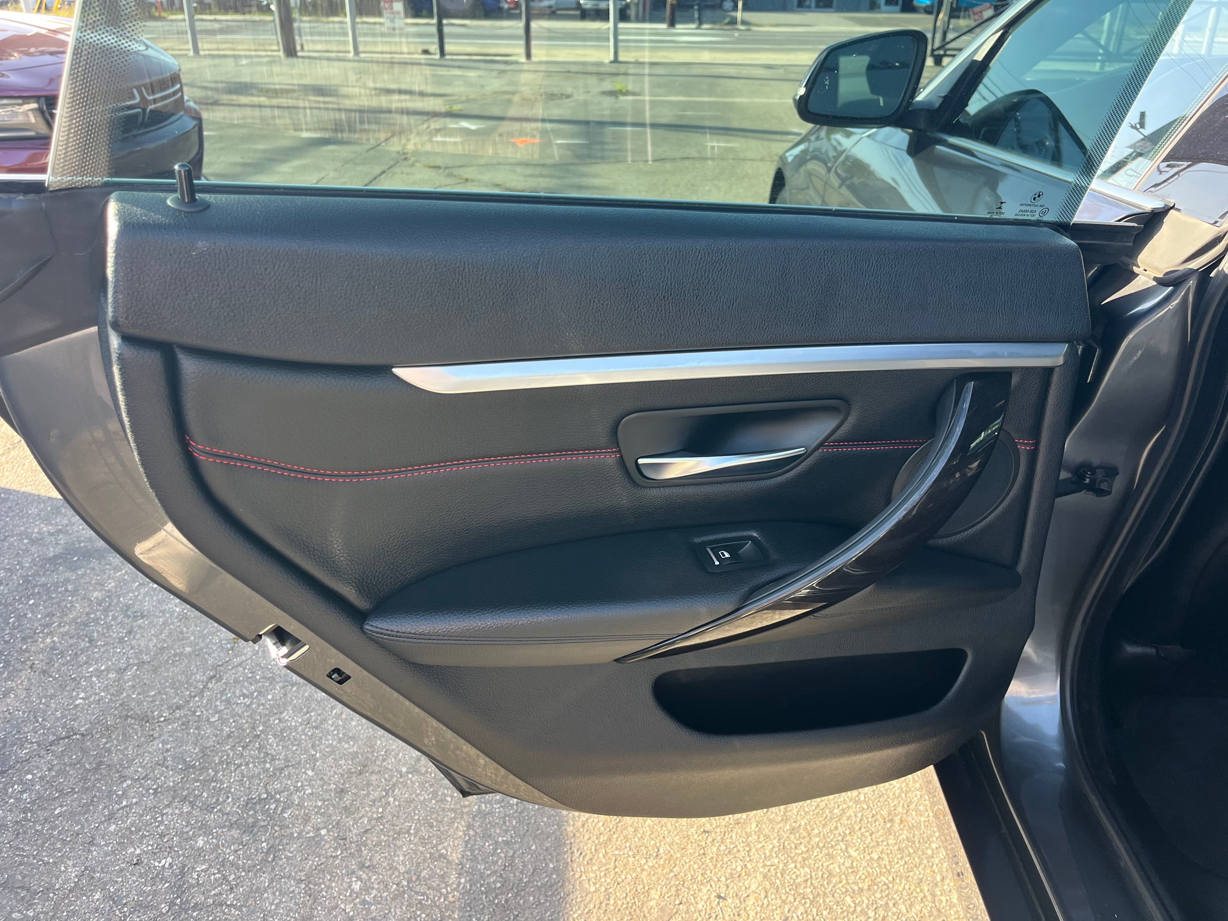 Vehicle image 59 of 75