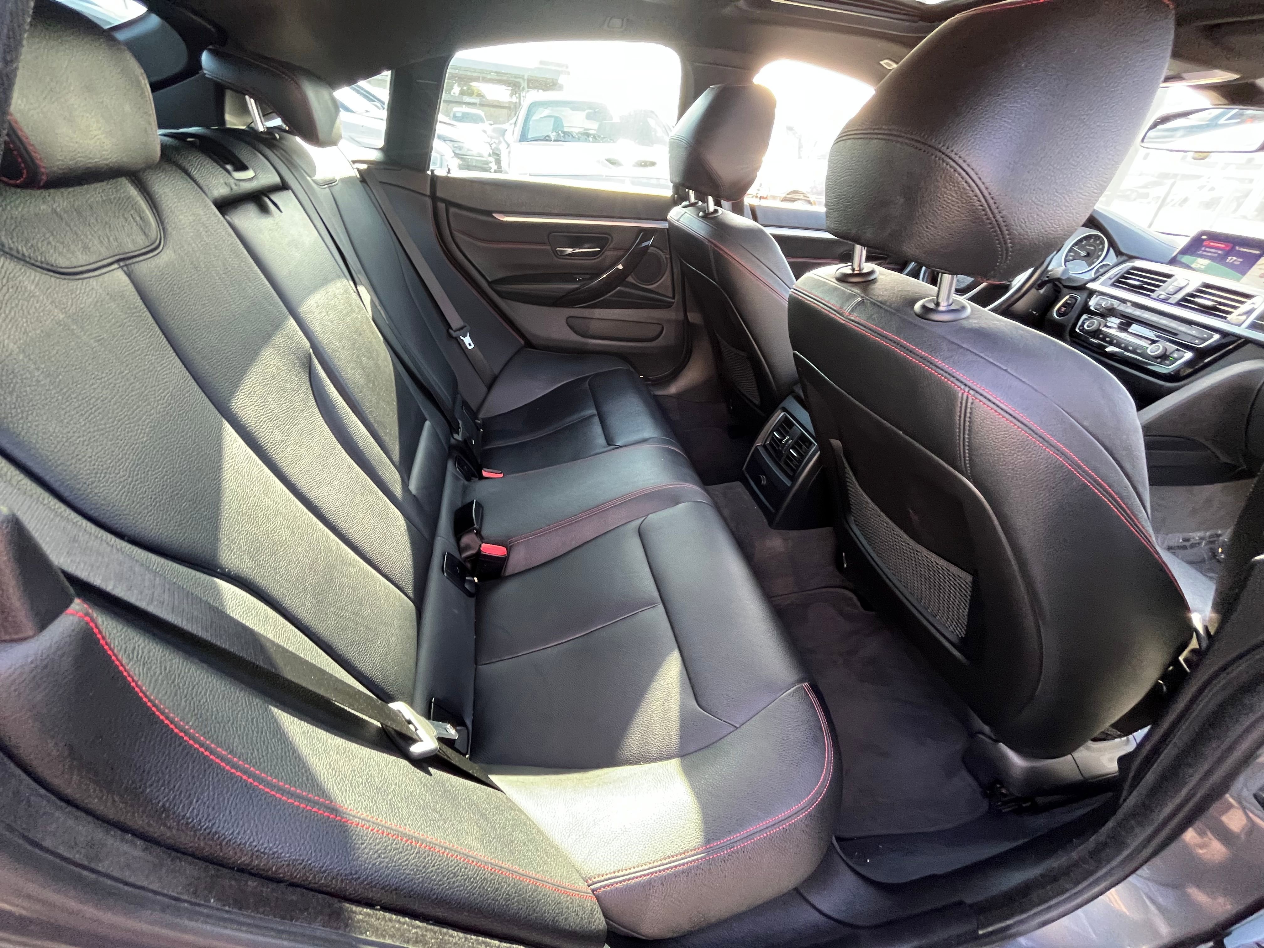 Vehicle image 29 of 75