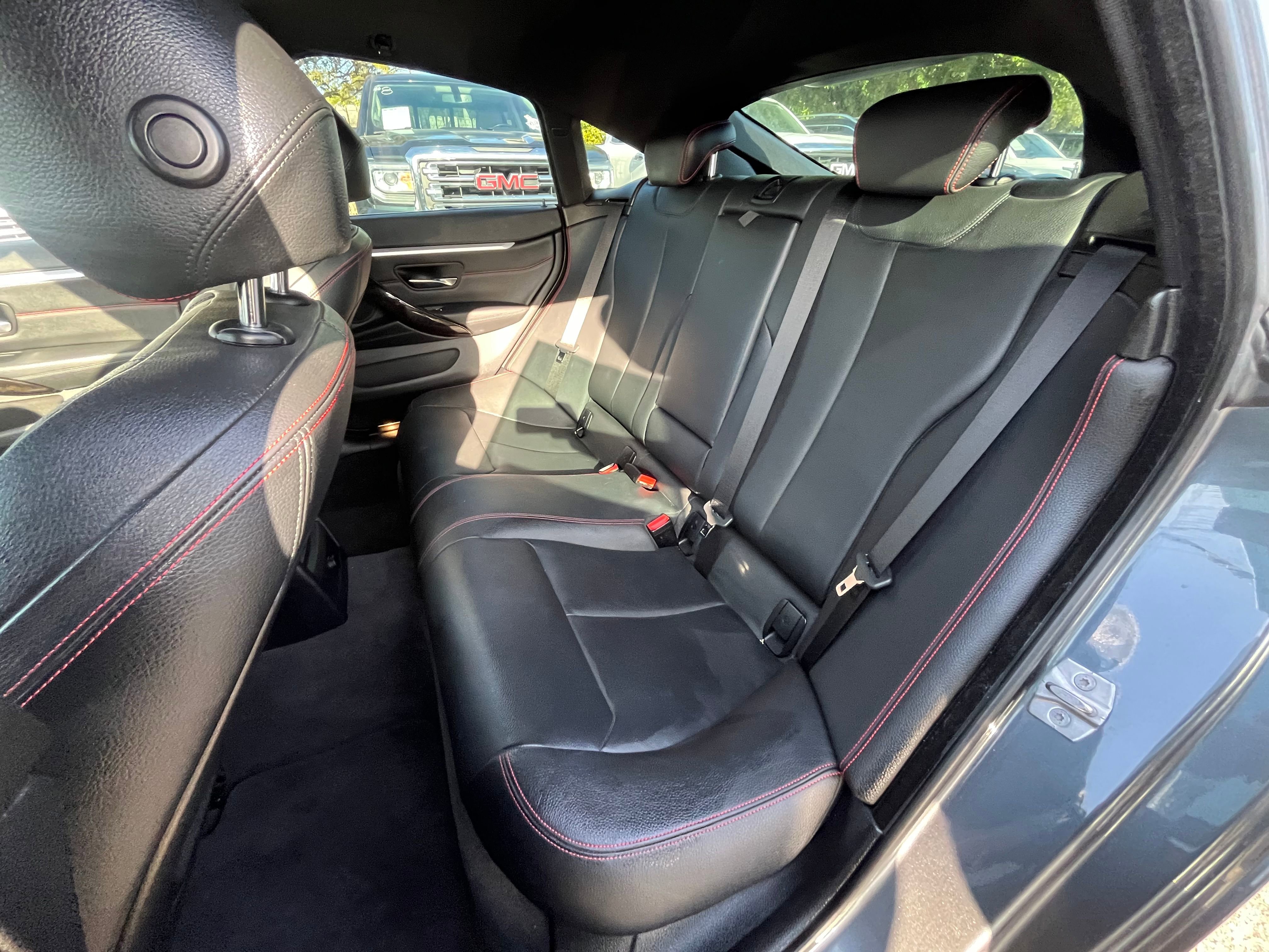 Vehicle image 36 of 75