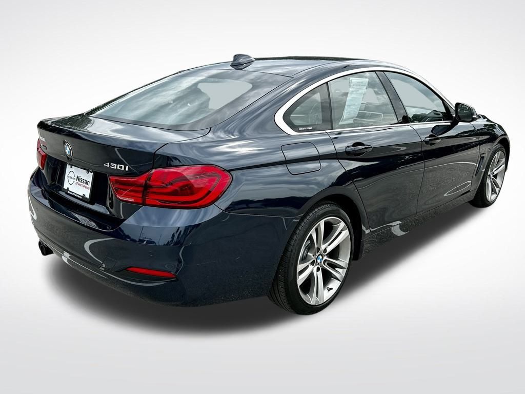 Vehicle image 5 of 48