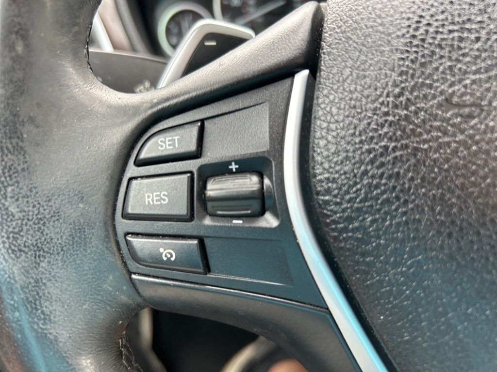 Vehicle image 19 of 48