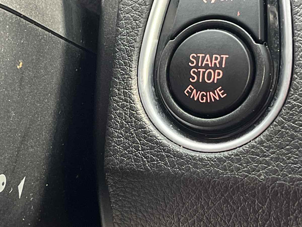 Vehicle image 18 of 45