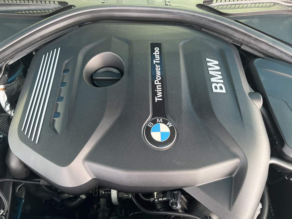 Vehicle image 42 of 45