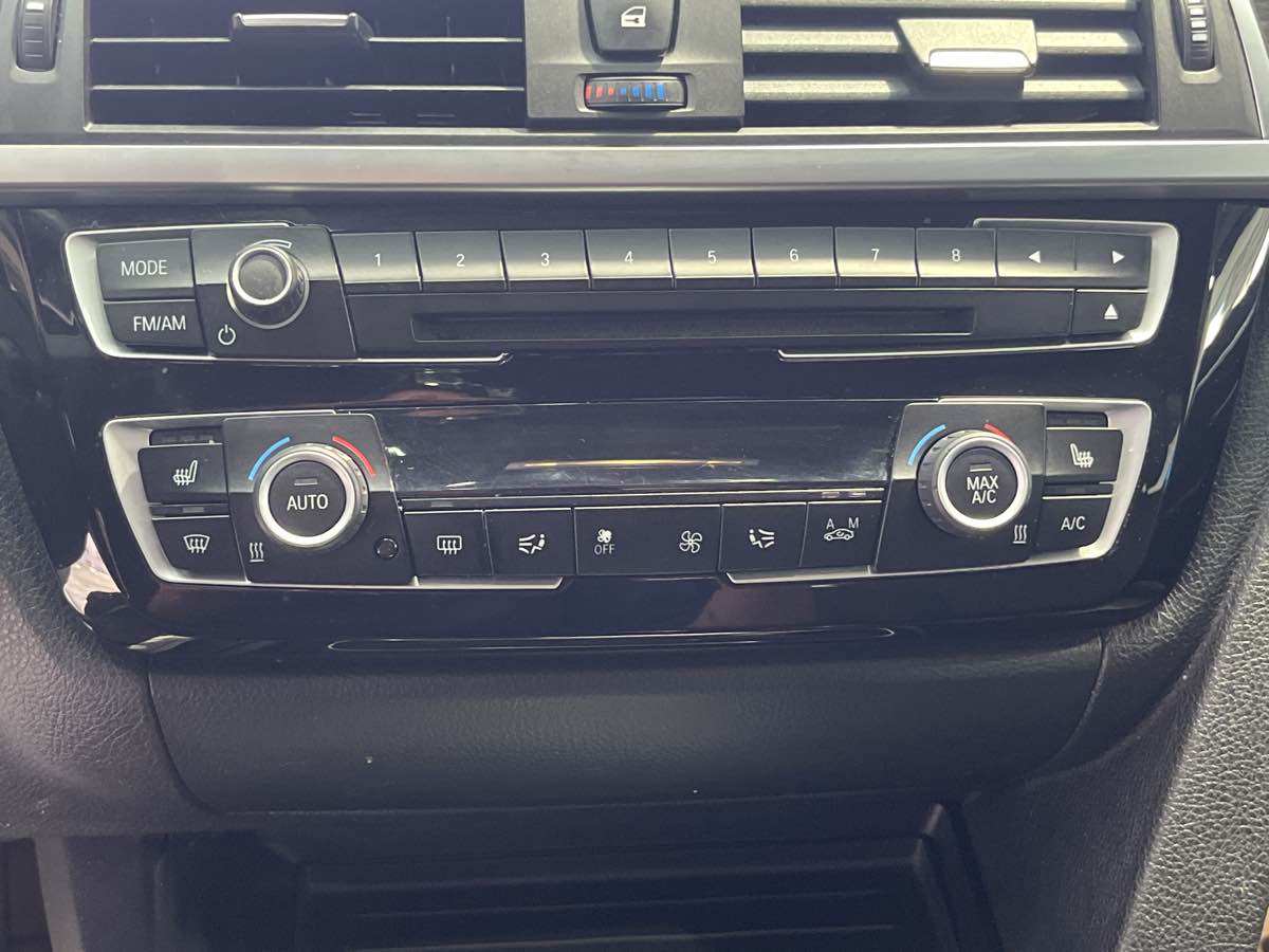 Vehicle image 24 of 45
