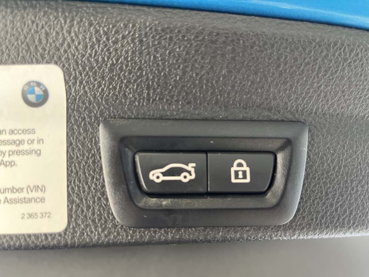 Vehicle image 36 of 45