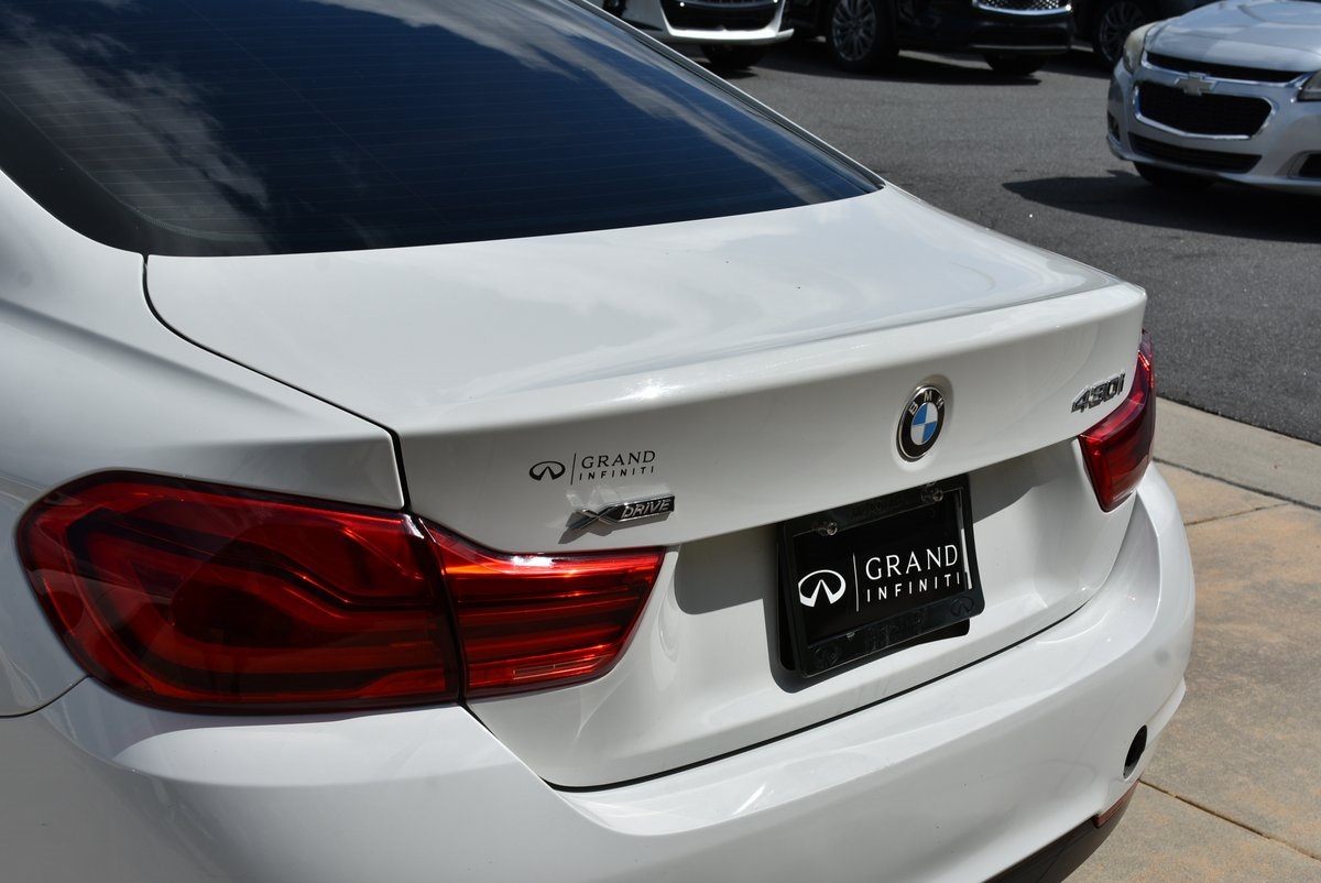 Vehicle image 28 of 34