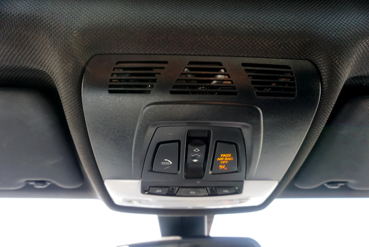Vehicle image 21 of 27