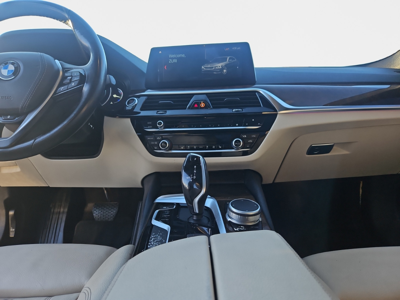 Vehicle image 9 of 13