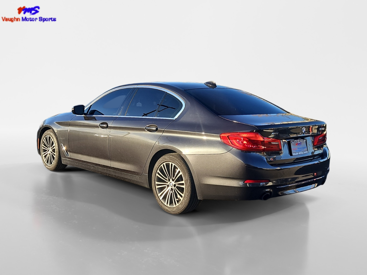 Vehicle image 5 of 13