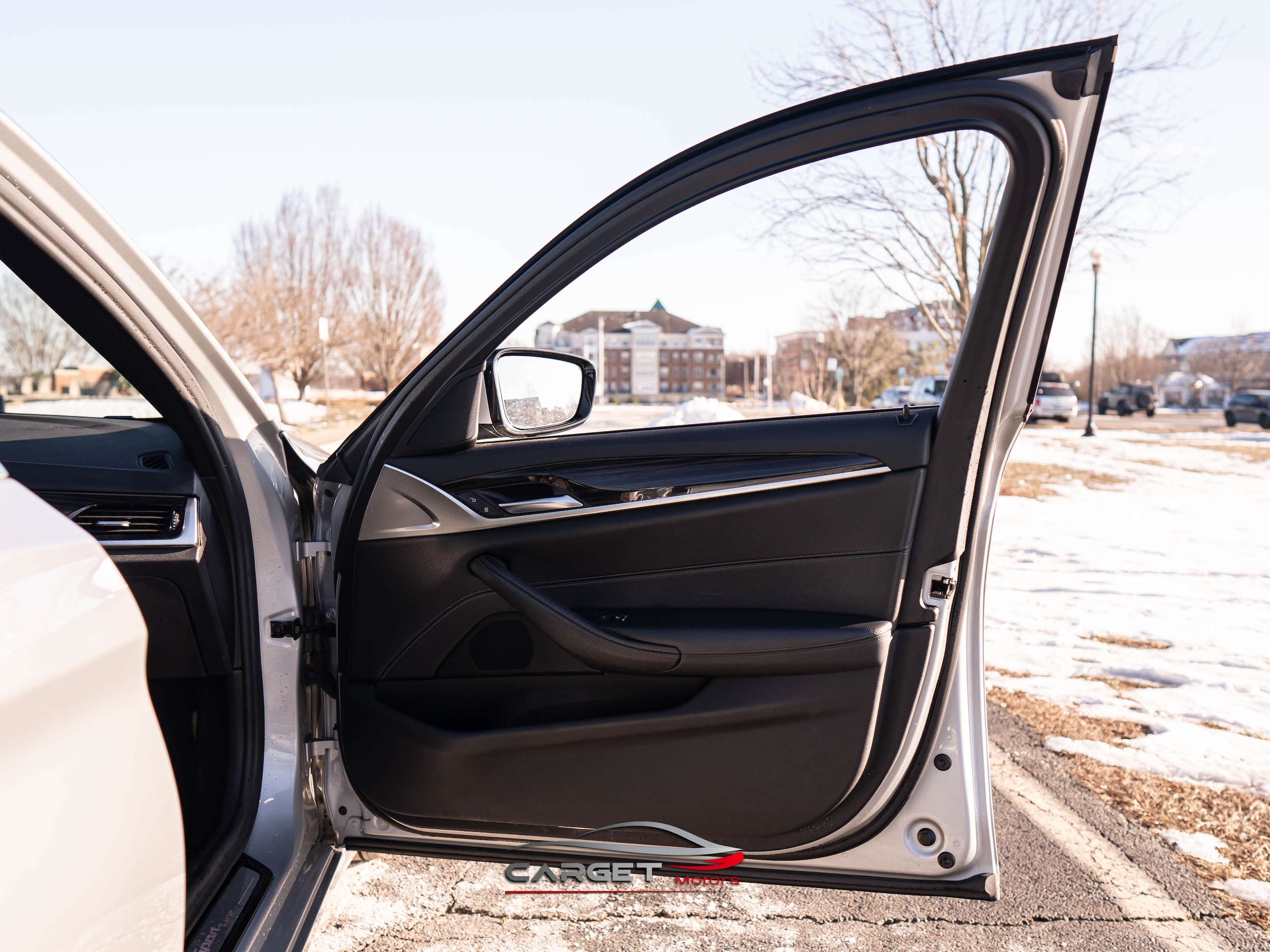 Vehicle image 42 of 53