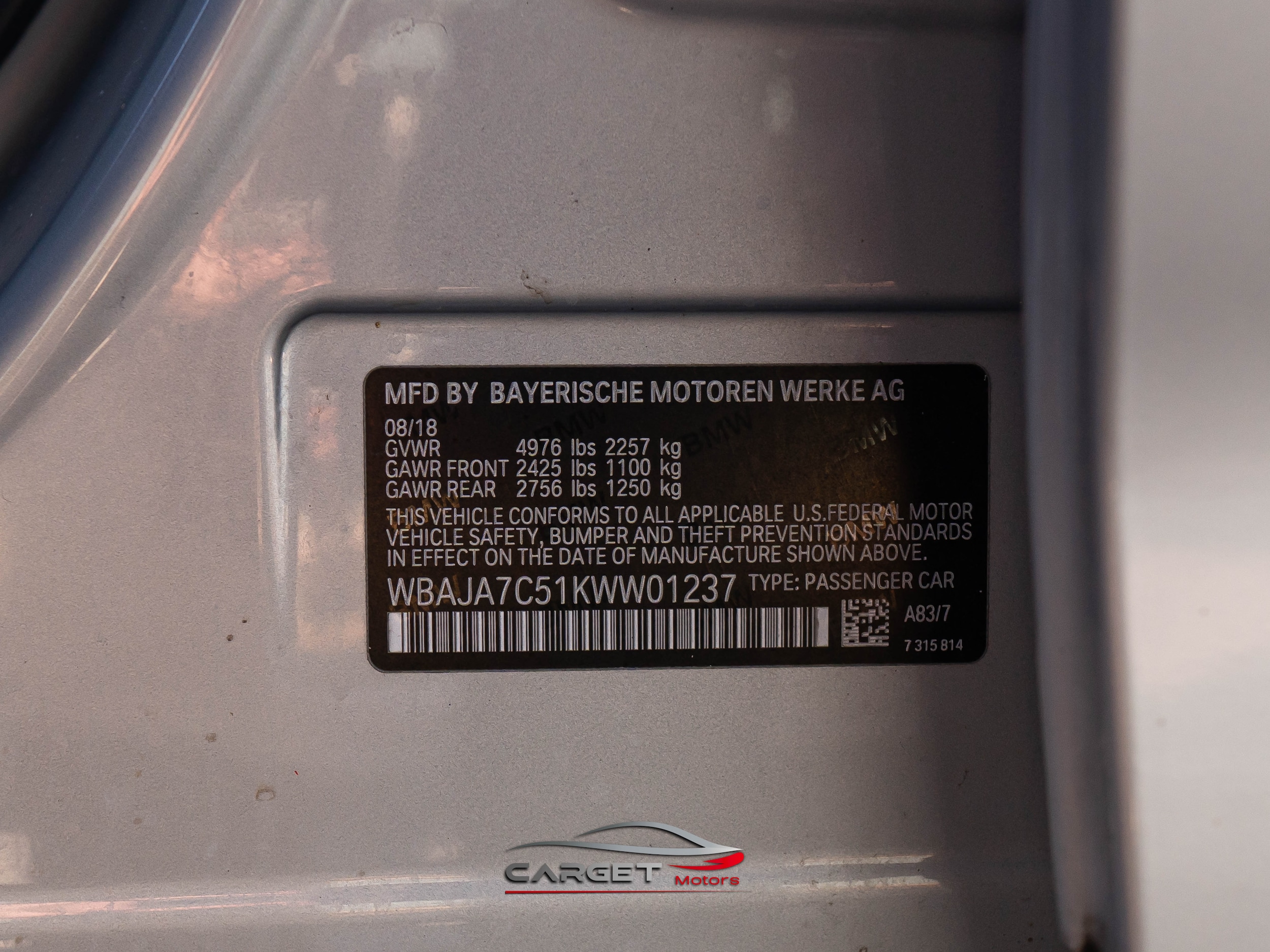 Vehicle image 51 of 53