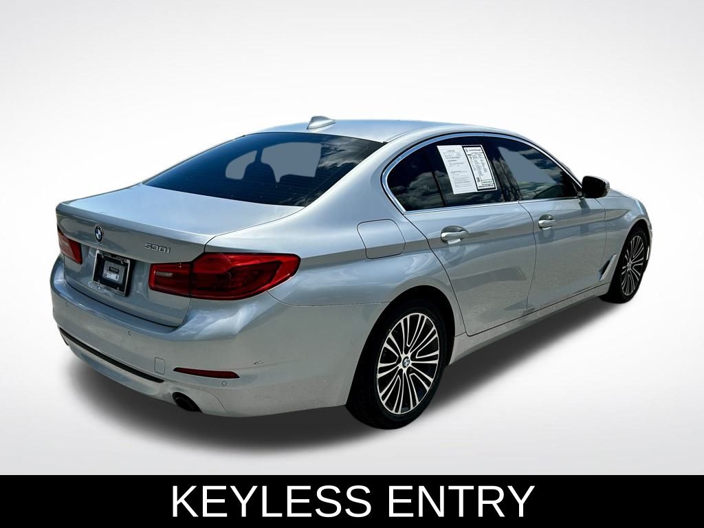 Vehicle image 5 of 51