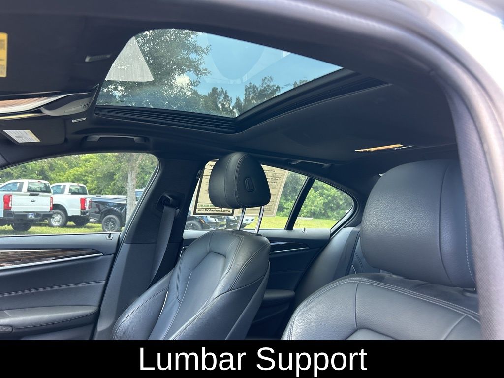 Vehicle image 47 of 51