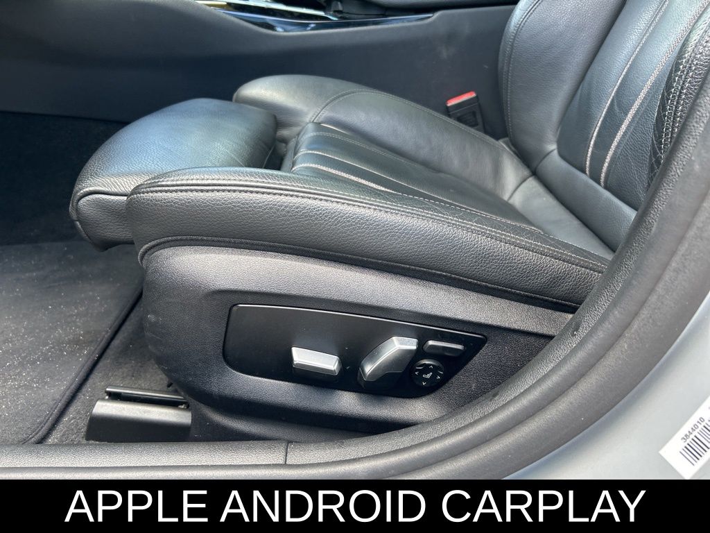 Vehicle image 44 of 51
