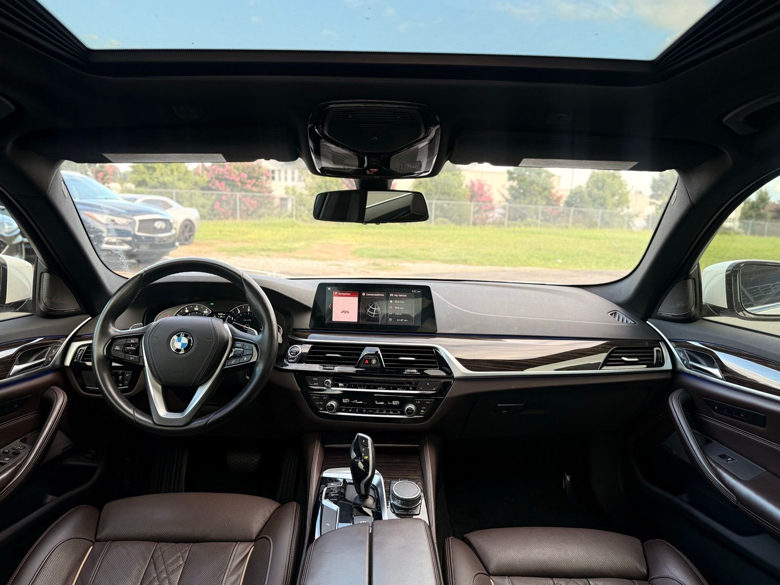2019 BMW 5 Series 540i Image 16 of 38
