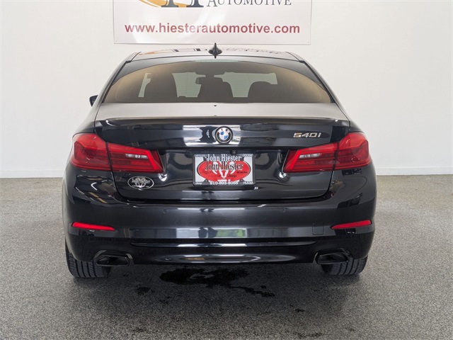 Vehicle image 6 of 37