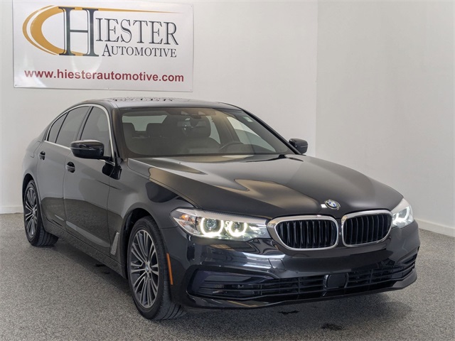 Vehicle image 4 of 37