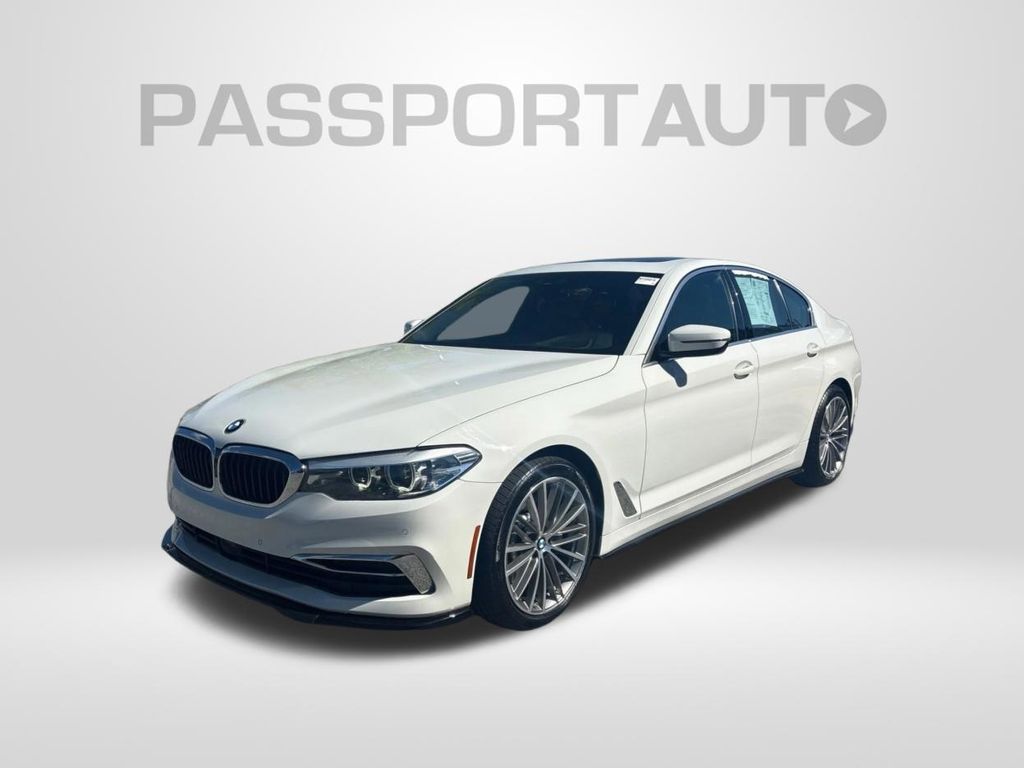 2019 BMW 5 Series 540i xDrive Image 1 of 45