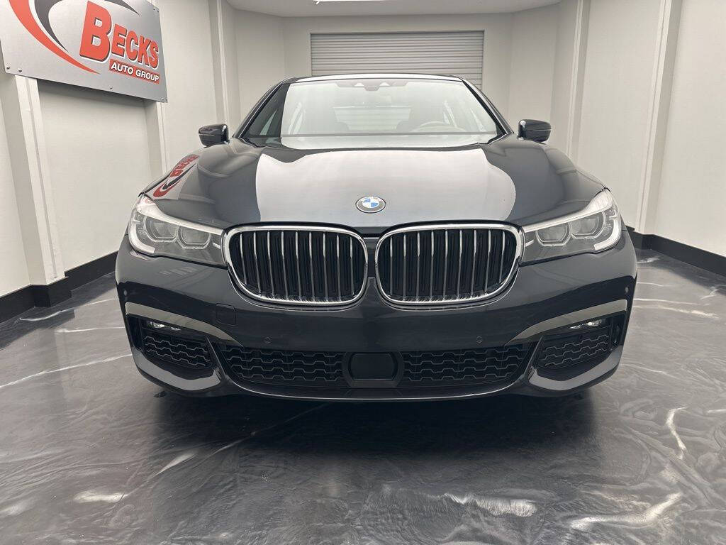 2019 BMW 7 Series 740i xDrive Image 1 of 33