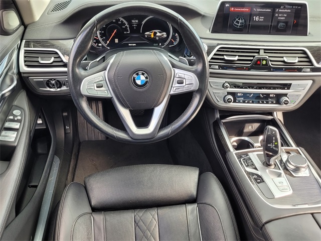 Vehicle image 15 of 35