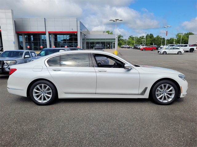 Vehicle image 4 of 35