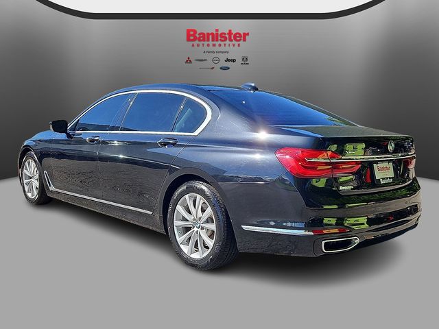 Vehicle image 6 of 30