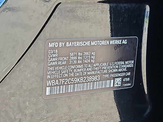 Vehicle image 26 of 30