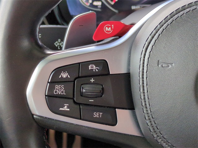 Vehicle image 28 of 31