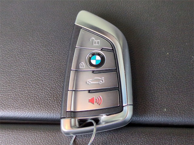 Vehicle image 22 of 31
