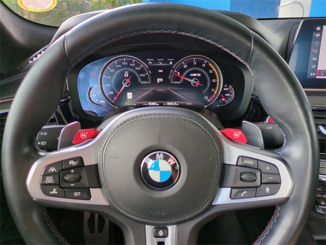 Vehicle image 13 of 31