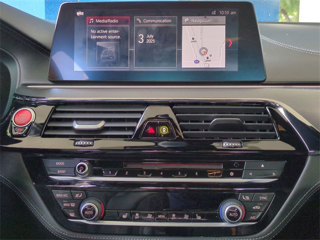 Vehicle image 18 of 31