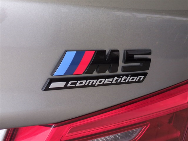 Vehicle image 26 of 31