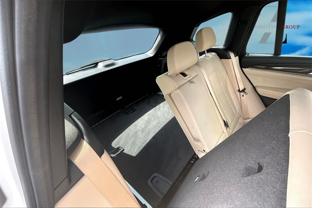 Vehicle image 12 of 36