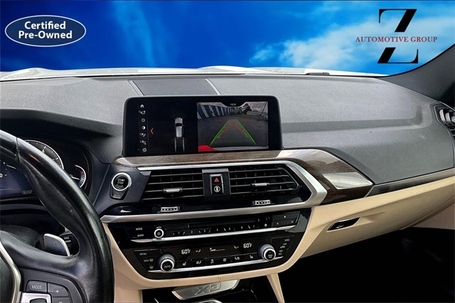 Vehicle image 23 of 36