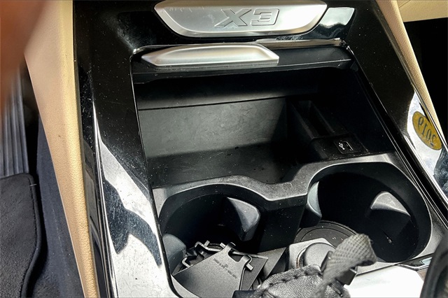 Vehicle image 35 of 36