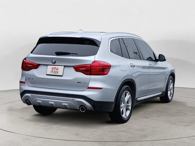 Vehicle image 5 of 22