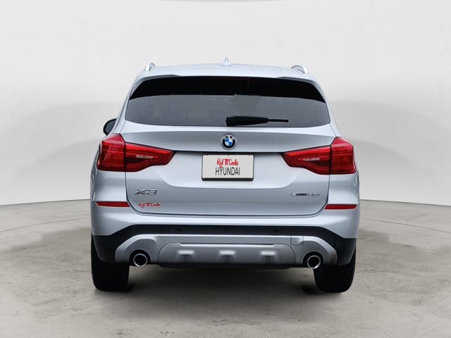 Vehicle image 6 of 22